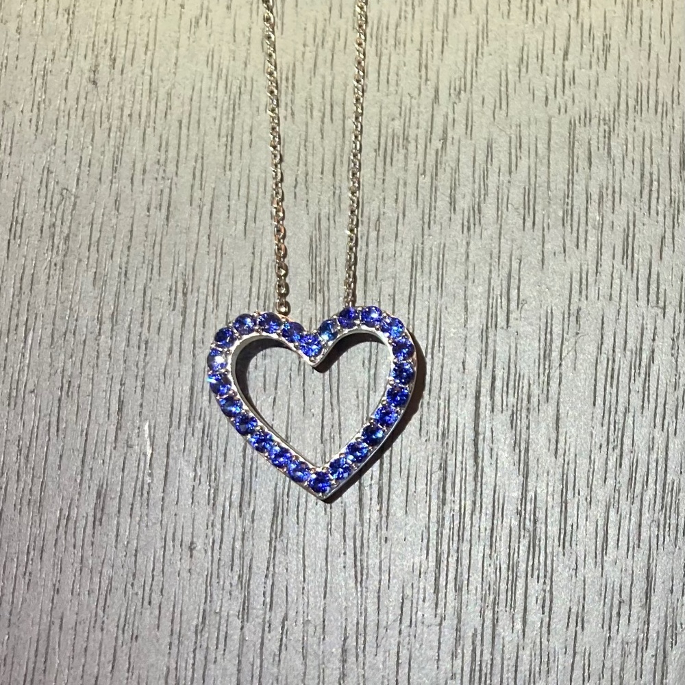 Sapphire heart pendant